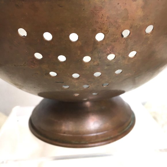 COPPER Collander  with silver metal interior – brass handles VTG - Picture 6 of 10